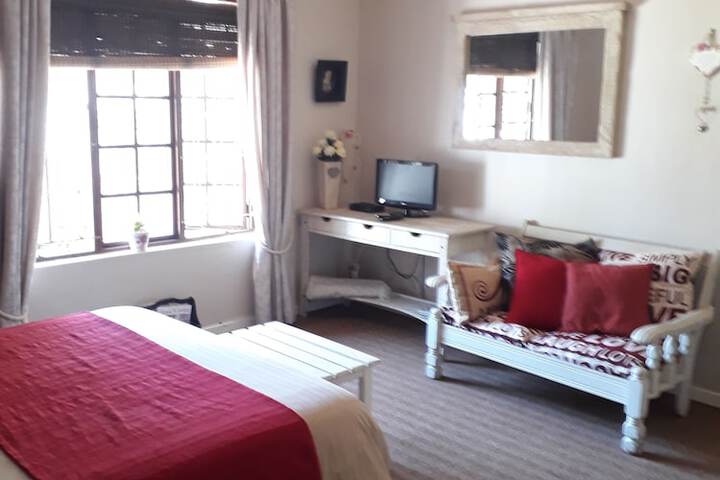 Room 2 of 56