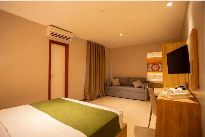 Room 14 of 46