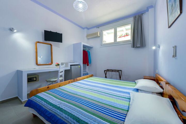 Room 18 of 59