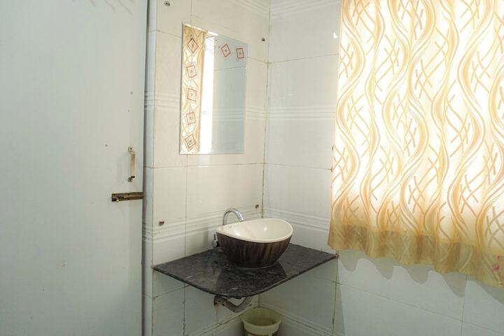 Room 19 of 27