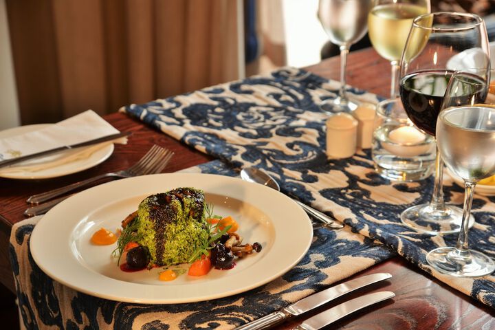Dining 95 of 155