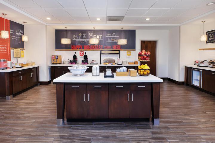 Breakfast area