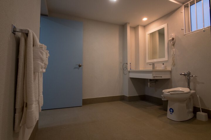 Room 25 of 45