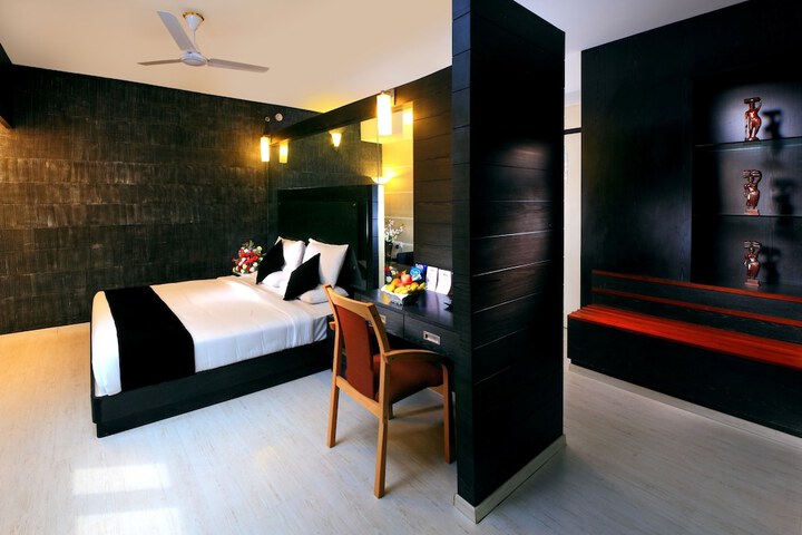 Room 2 of 14