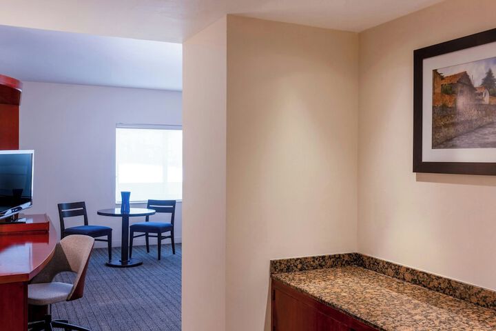 Room 15 of 72