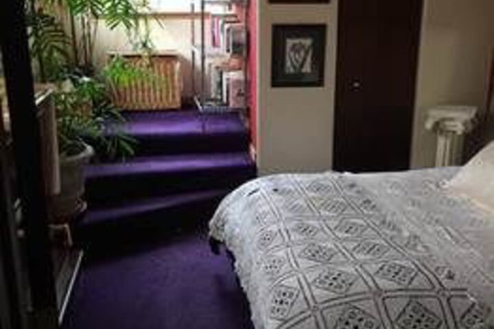 Room 11 of 21
