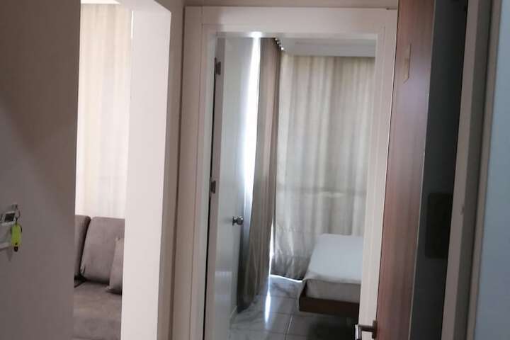 Room 35 of 97