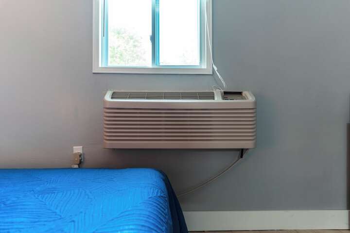 Room 8 of 26