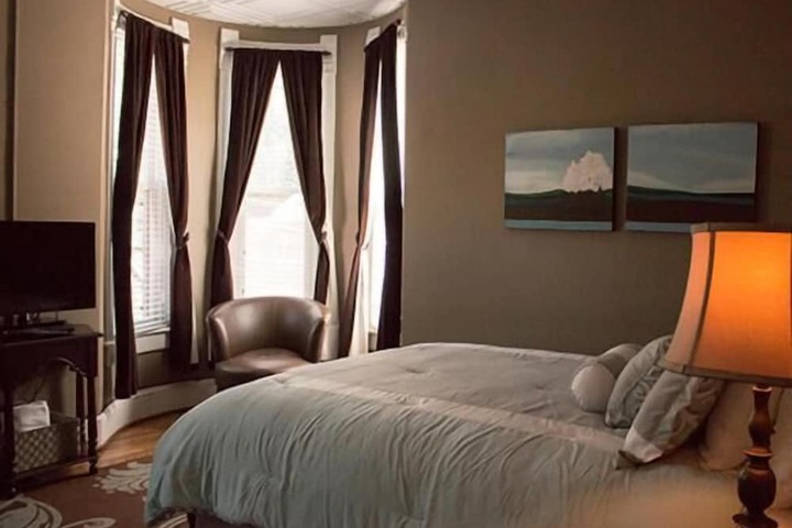 Room 15 of 23