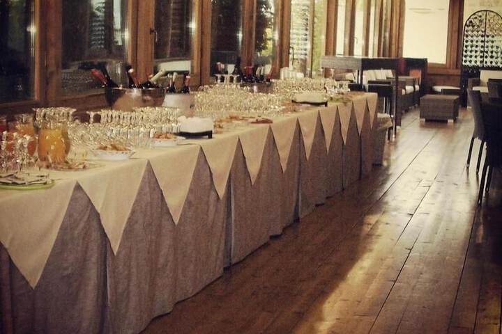 Ballroom/Hall 25 of 36