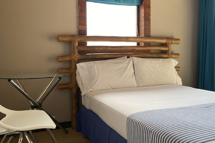 Room 10 of 59