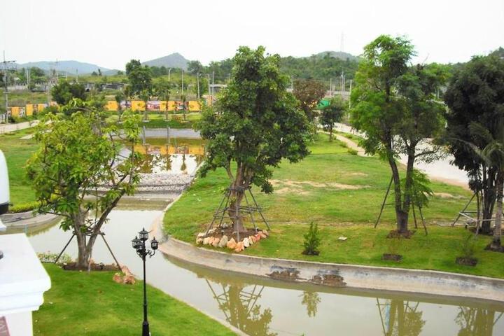 Photo 20