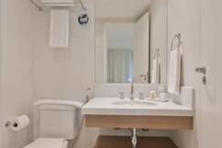 Room 4 of 29