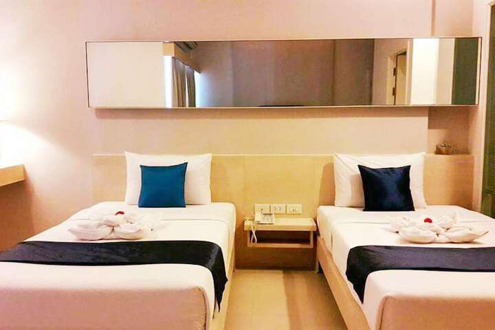 Room 45 of 99