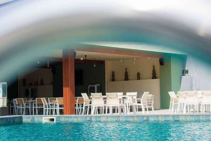 Pool 38 of 52
