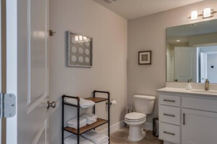 Room 12 of 53