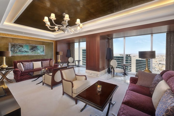 Room 41 of 114