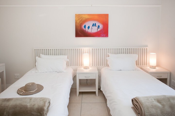 Room 27 of 72