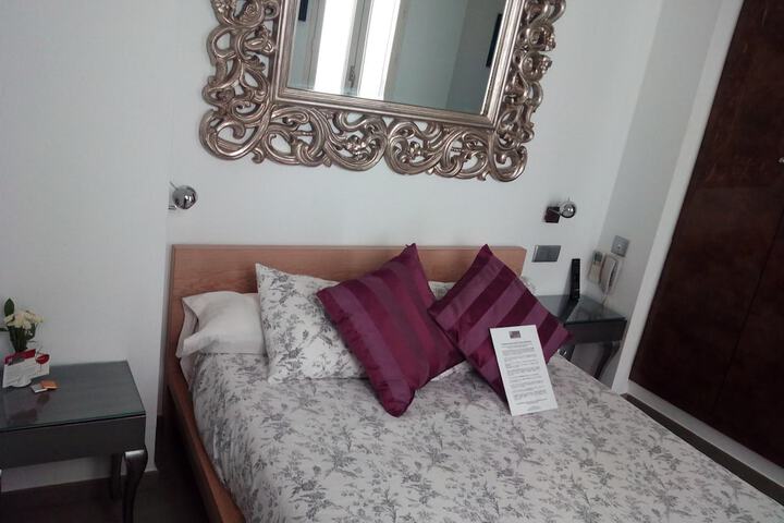 Room 16 of 62