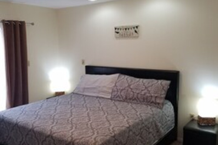 Room 13 of 30