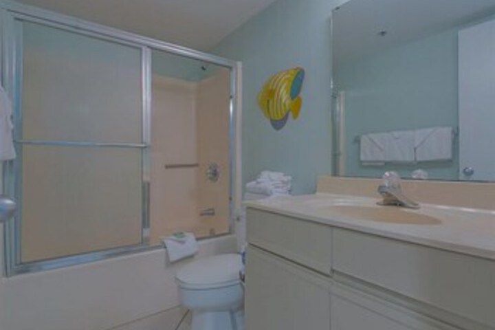 Room 12 of 86
