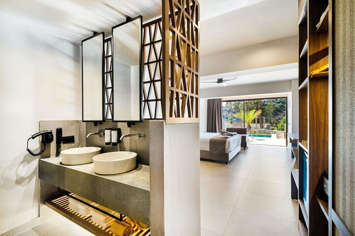 Bathroom Interior Photo