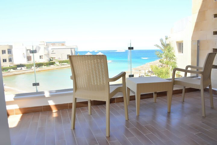 Terrace/Patio 128 of 131