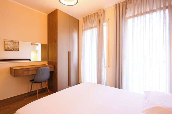 Room 46 of 162