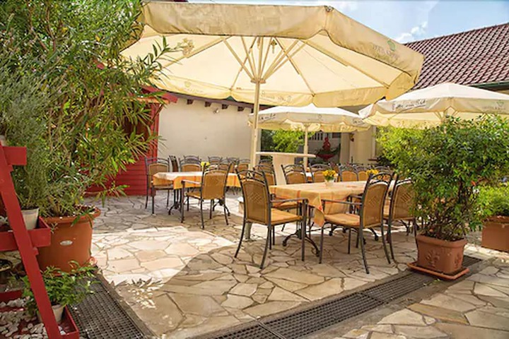 Terrace/Patio 38 of 38