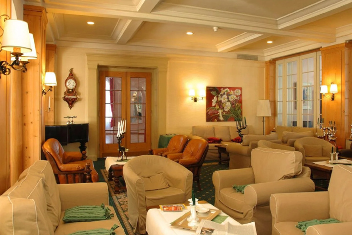 Hotel Interior 2 of 29