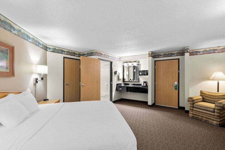 Room 26 of 55