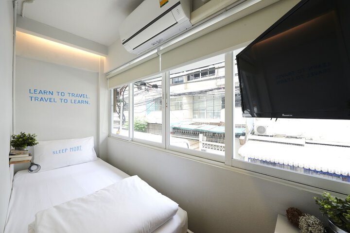 Room 10 of 24