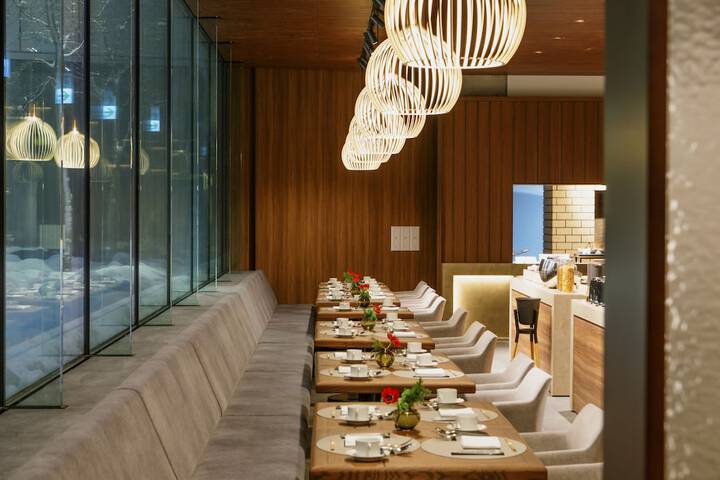 Dining 94 of 121