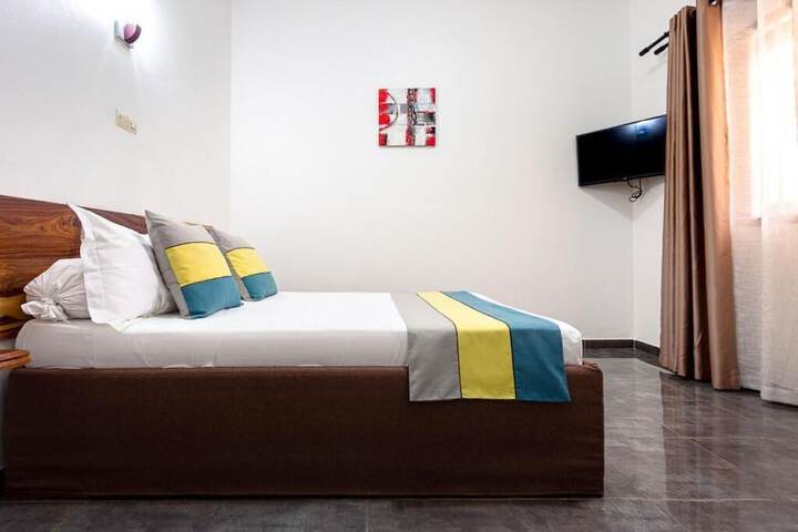 Room 7 of 15