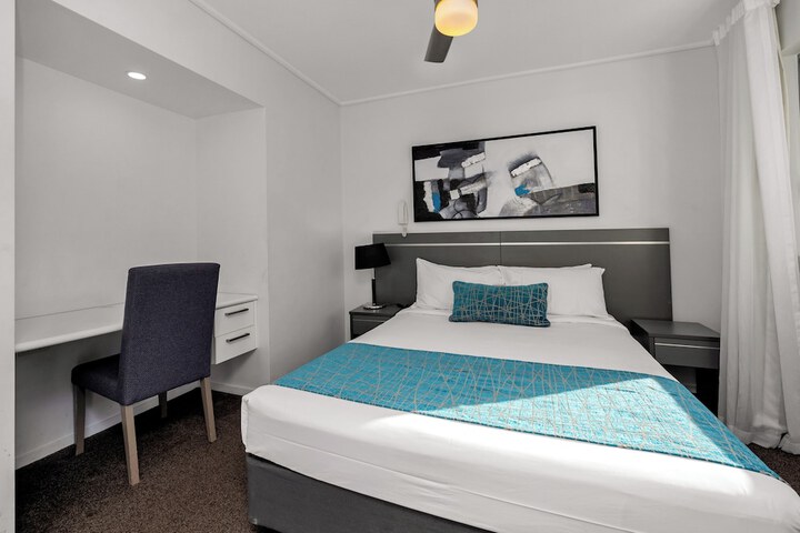 Room 18 of 52