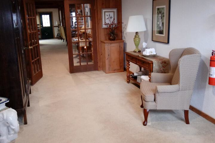 Hotel Interior 5 of 91