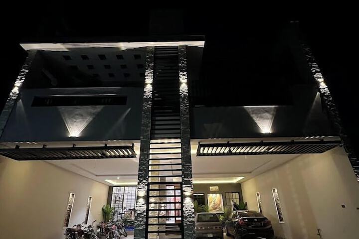 Hotel 20 of 20