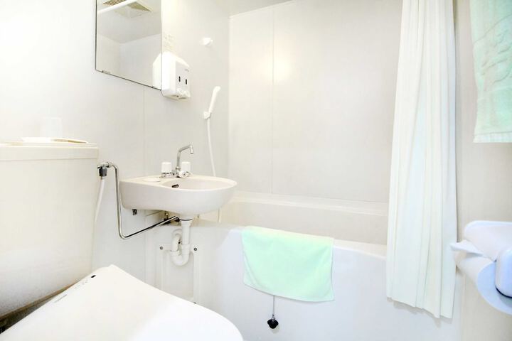 Room 15 of 29