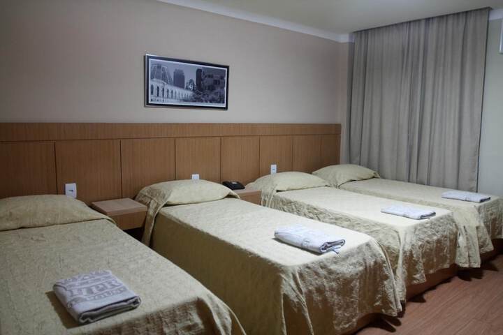 Room 33 of 58