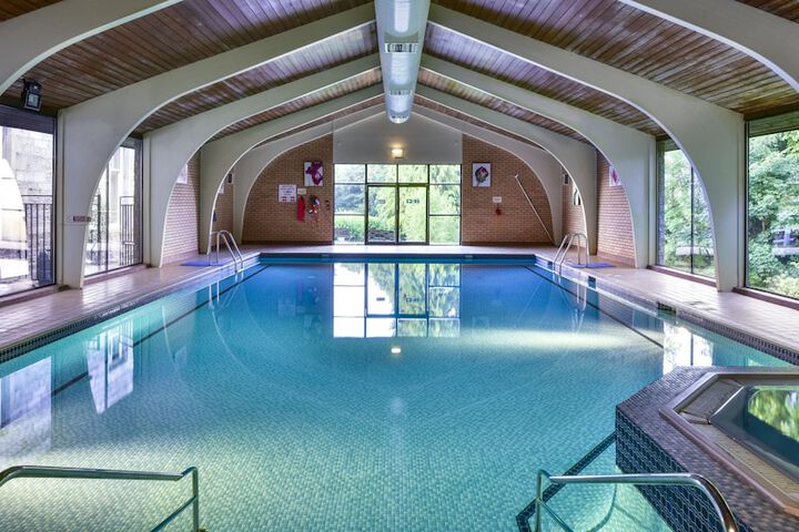 Pool 59 of 96