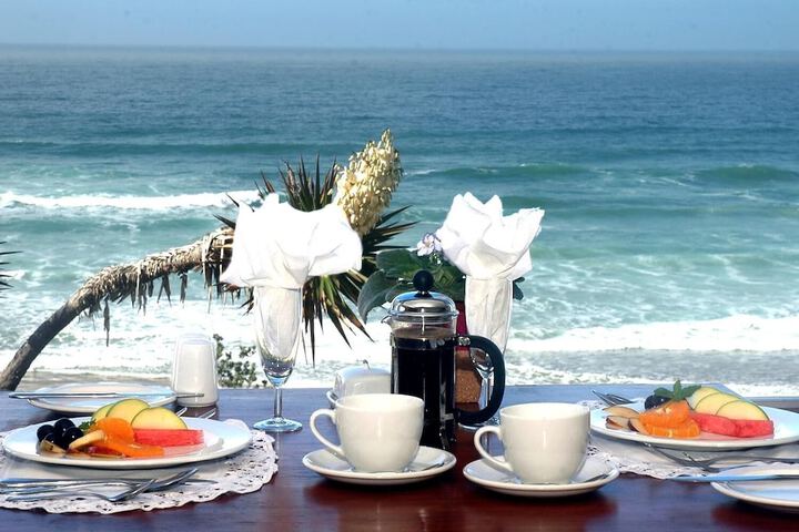 Breakfast/Coffee Service 24 of 45