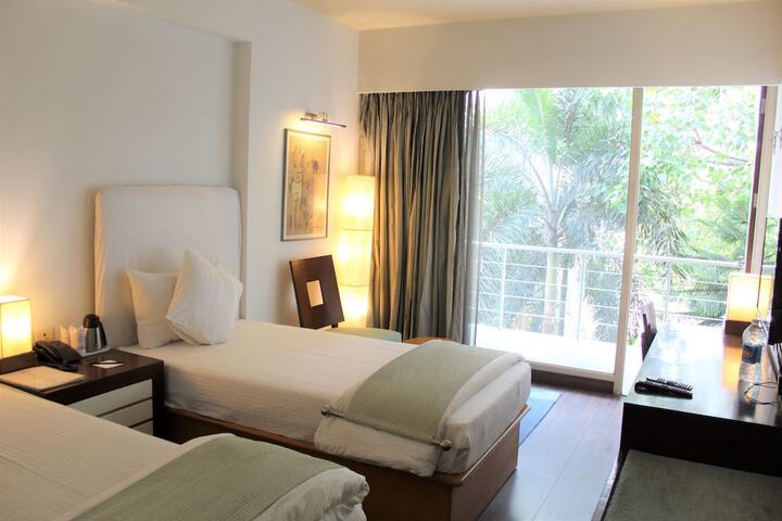 Room 14 of 44