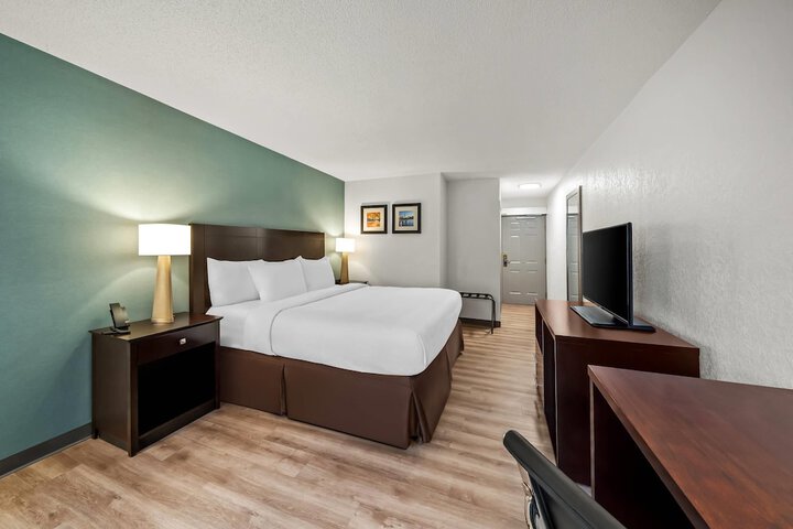 Room 34 of 56