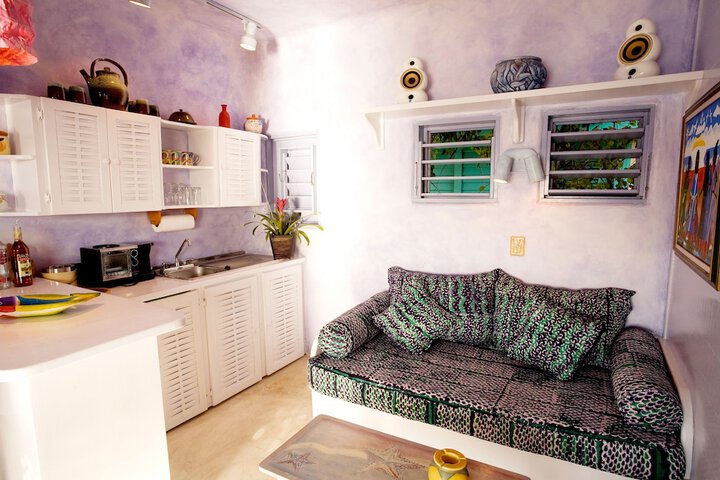 Room 6 of 30