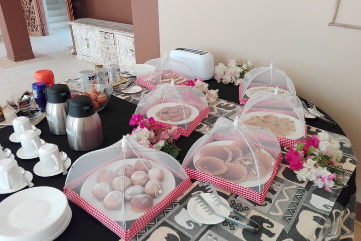 Breakfast/Coffee Service 79 of 138