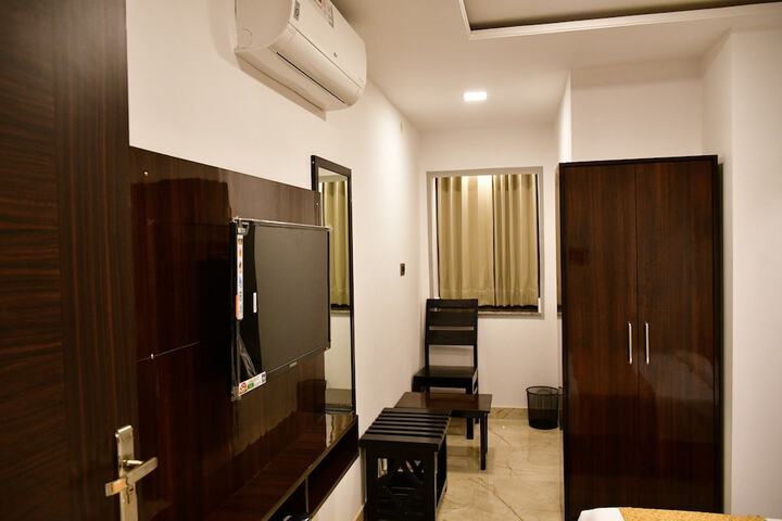 Room 13 of 56
