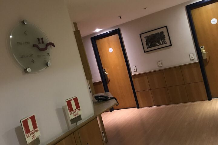 Ballroom/Hall 129 of 144