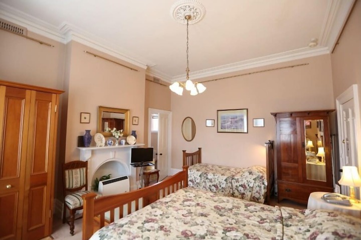 Room 11 of 57