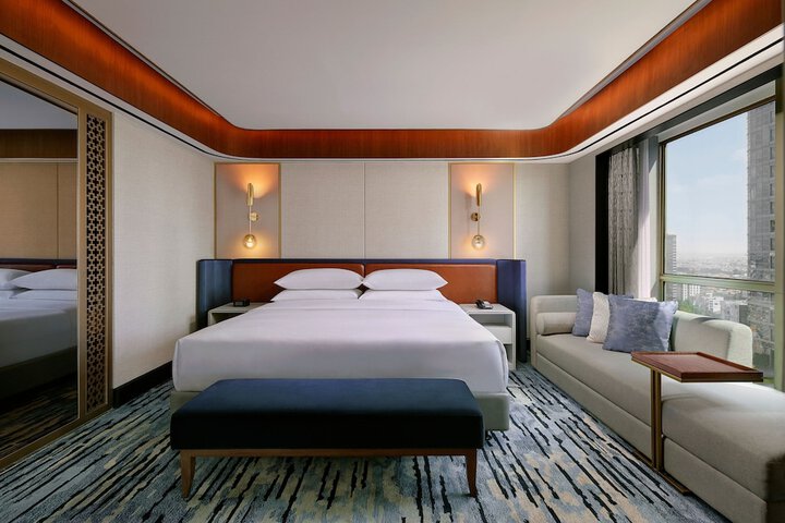 Room 16 of 110