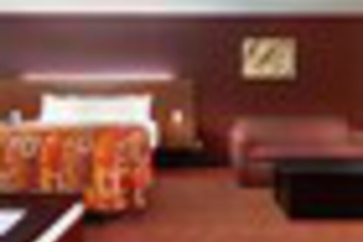 Room 44 of 222